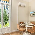 Διαμέρισμα Mont Fleuri- Somptueux 2 Pieces - Parking - Μεντόν