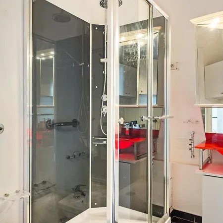 Mont Fleuri- Somptueux 2 Pièces - Parking - *