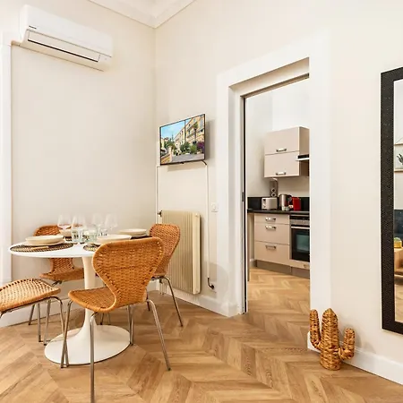 Mont Fleuri- Somptueux 2 Pieces - Parking - מנטון