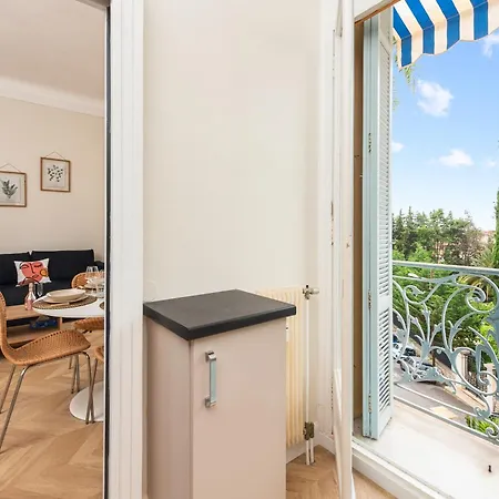 Mont Fleuri- Somptueux 2 Pieces - Parking - * מנטון