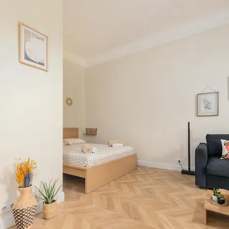 Mont Fleuri- Somptueux 2 Pieces - Parking - * מנטון