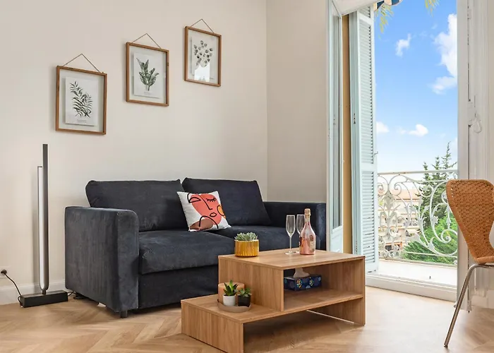 Mont Fleuri- Somptueux 2 Pieces - Parking - شقة مينتون